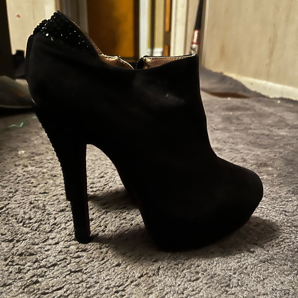 Bootie high heels